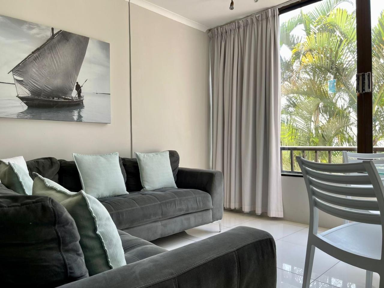 Beachbreak Holiday Letting Durban Ruang foto
