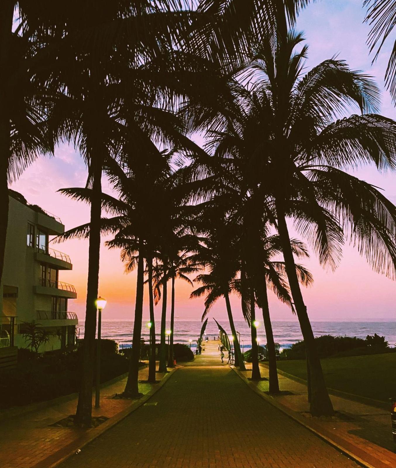 Beachbreak Holiday Letting Durban Bagian luar foto