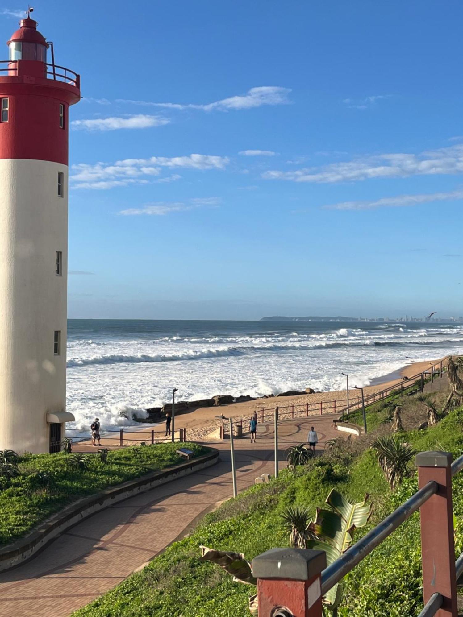 Beachbreak Holiday Letting Durban Bagian luar foto