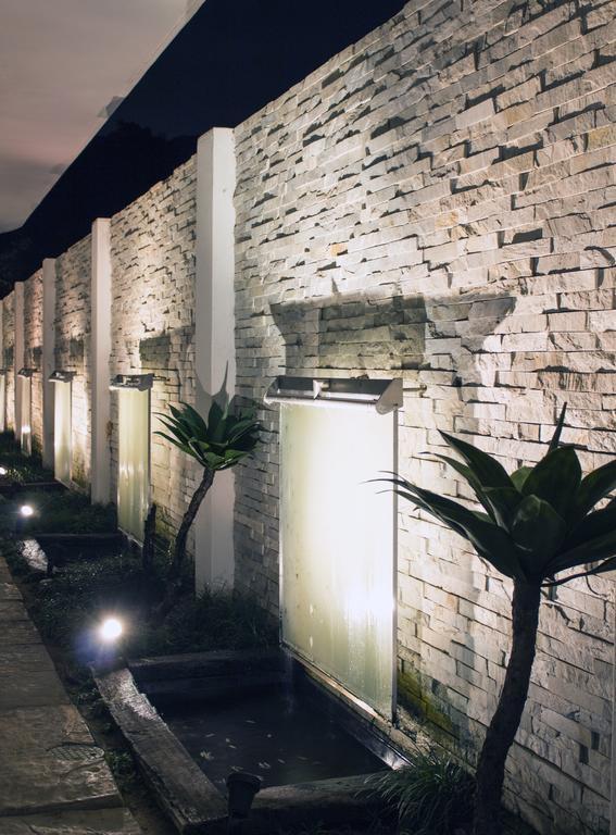 Beachbreak Holiday Letting Durban Bagian luar foto