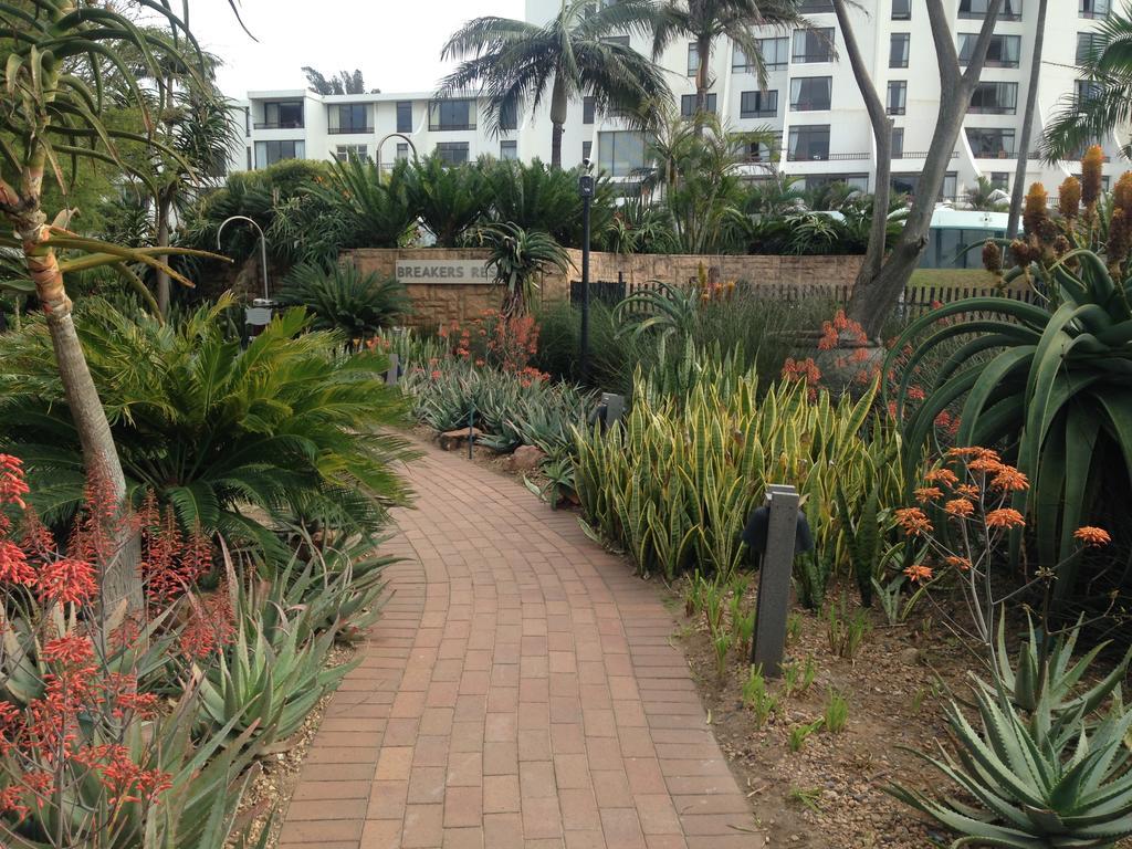 Beachbreak Holiday Letting Durban Bagian luar foto