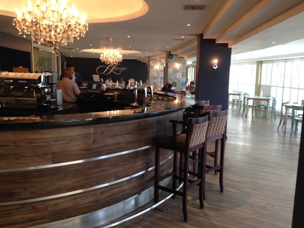 Beachbreak Holiday Letting Durban Bagian luar foto